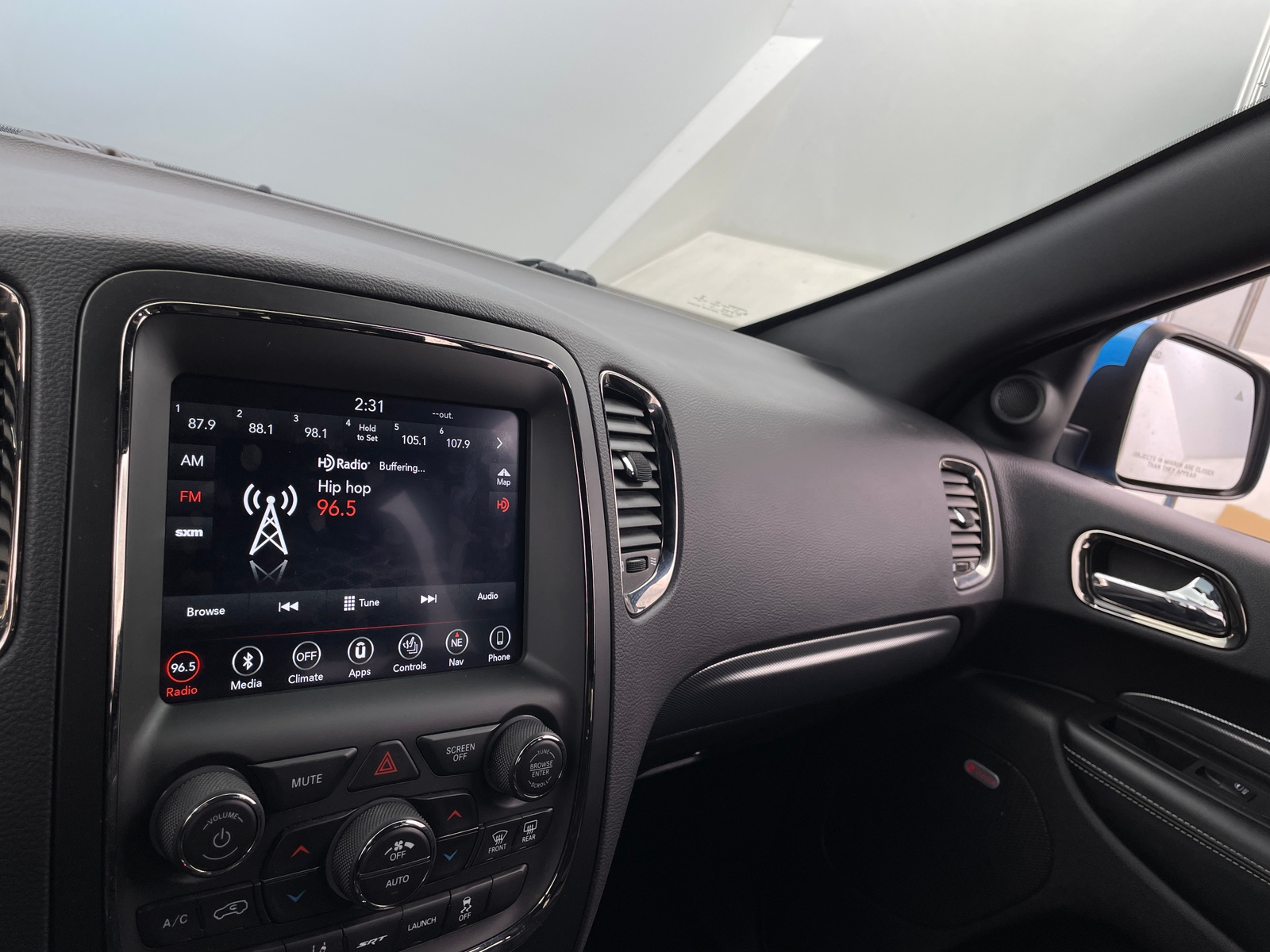 Thumbnail: 2018 Dodge Durango - 3