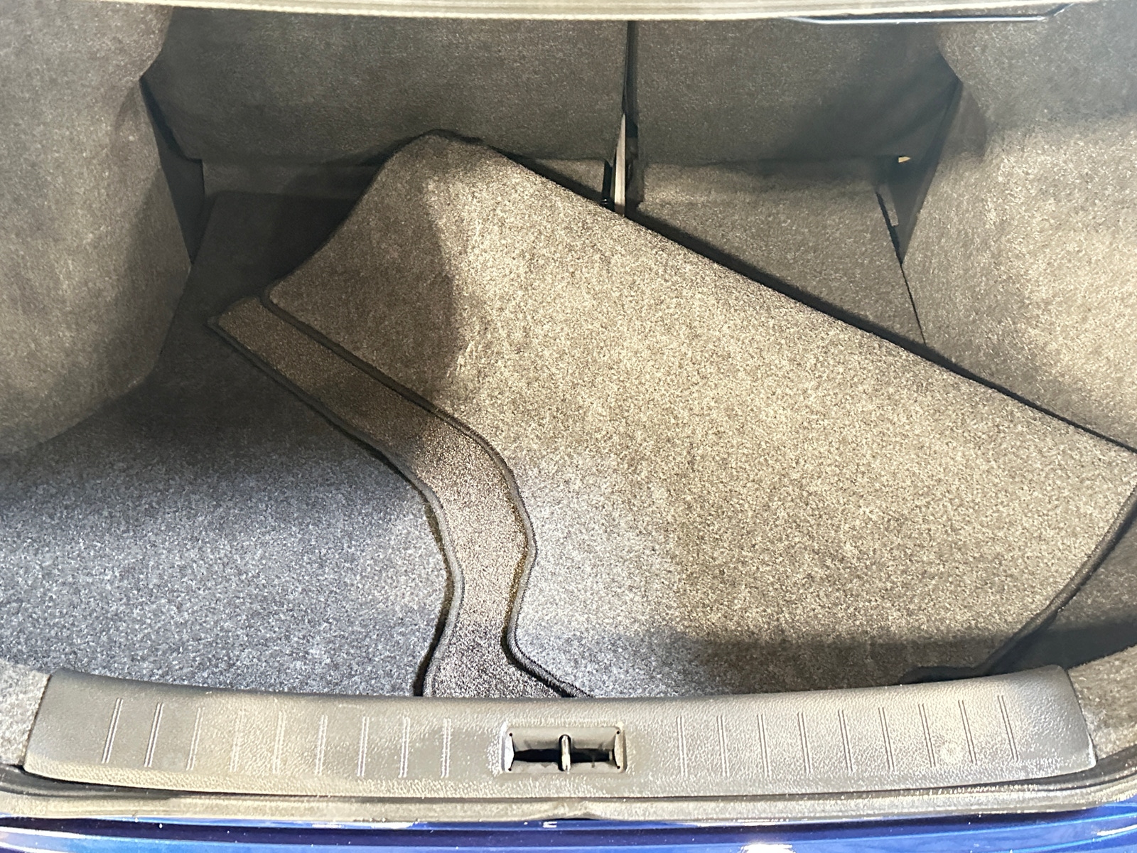 Thumbnail: 2018 Nissan Sentra - 7