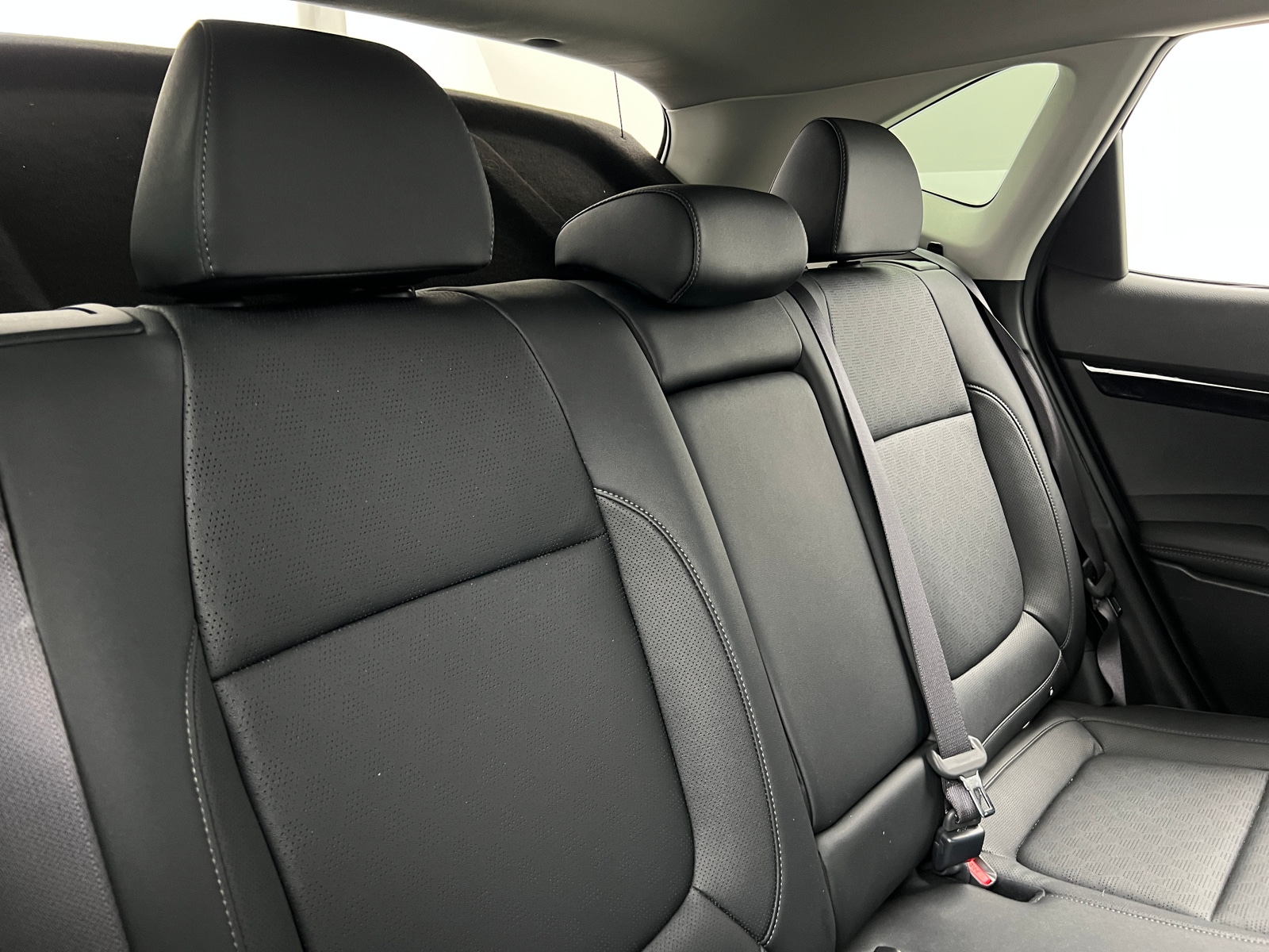 Thumbnail: 2023 Kia Seltos - 5