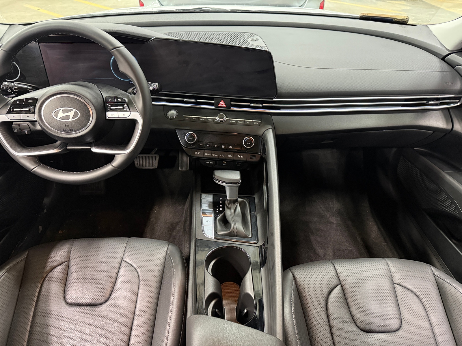 Thumbnail: 2024 Hyundai Elantra - 2