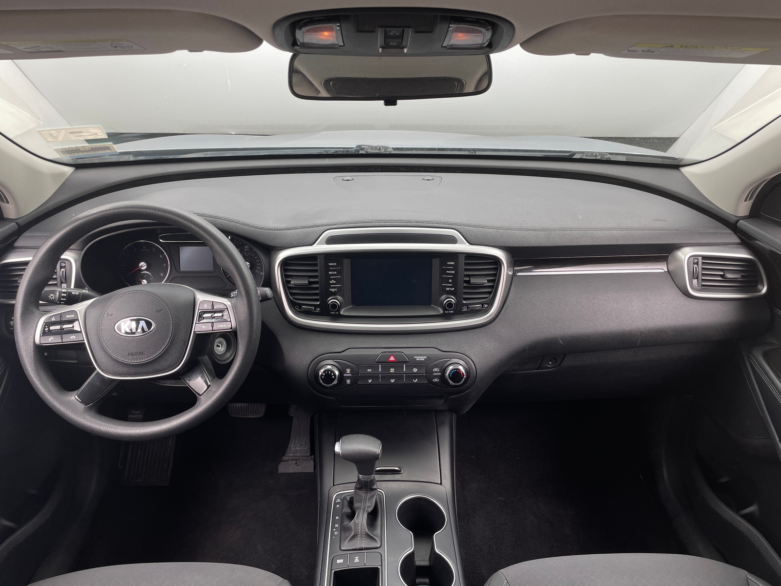 Thumbnail: 2020 Kia Sorento - 3