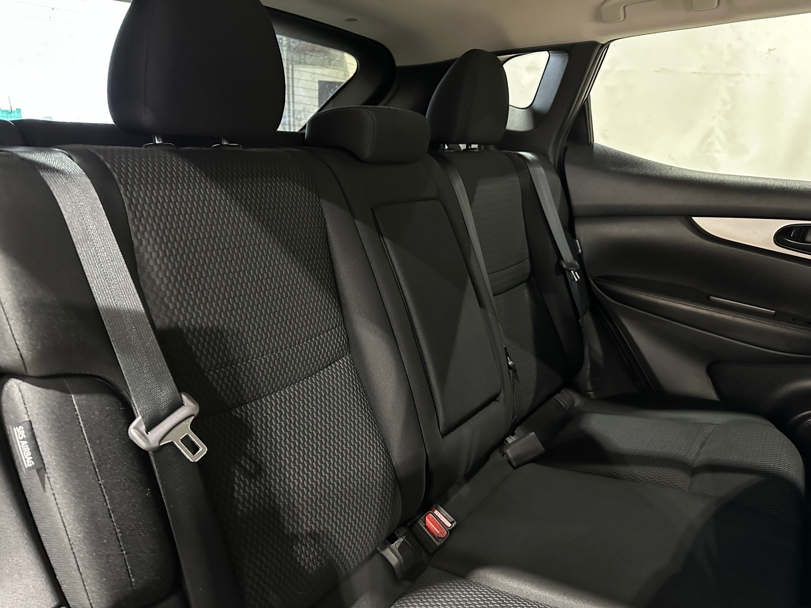 Thumbnail: 2020 Nissan Rogue Sport - 6