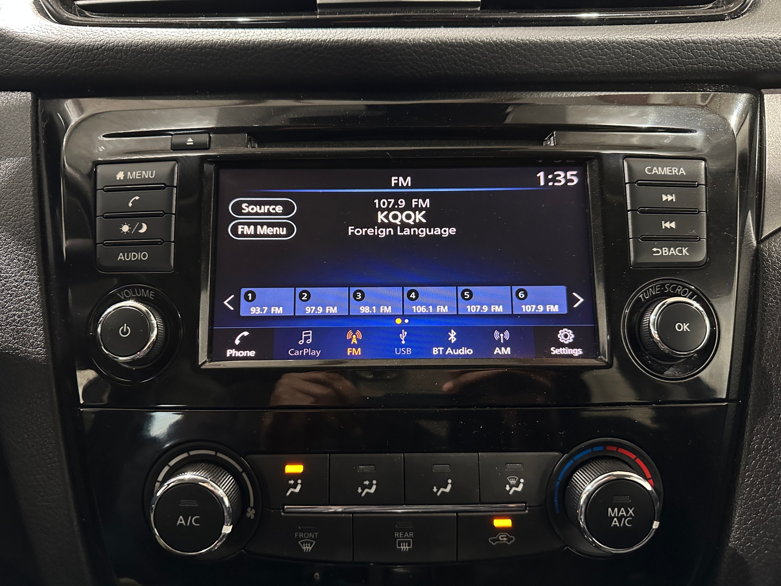 Thumbnail: 2020 Nissan Rogue Sport - 4