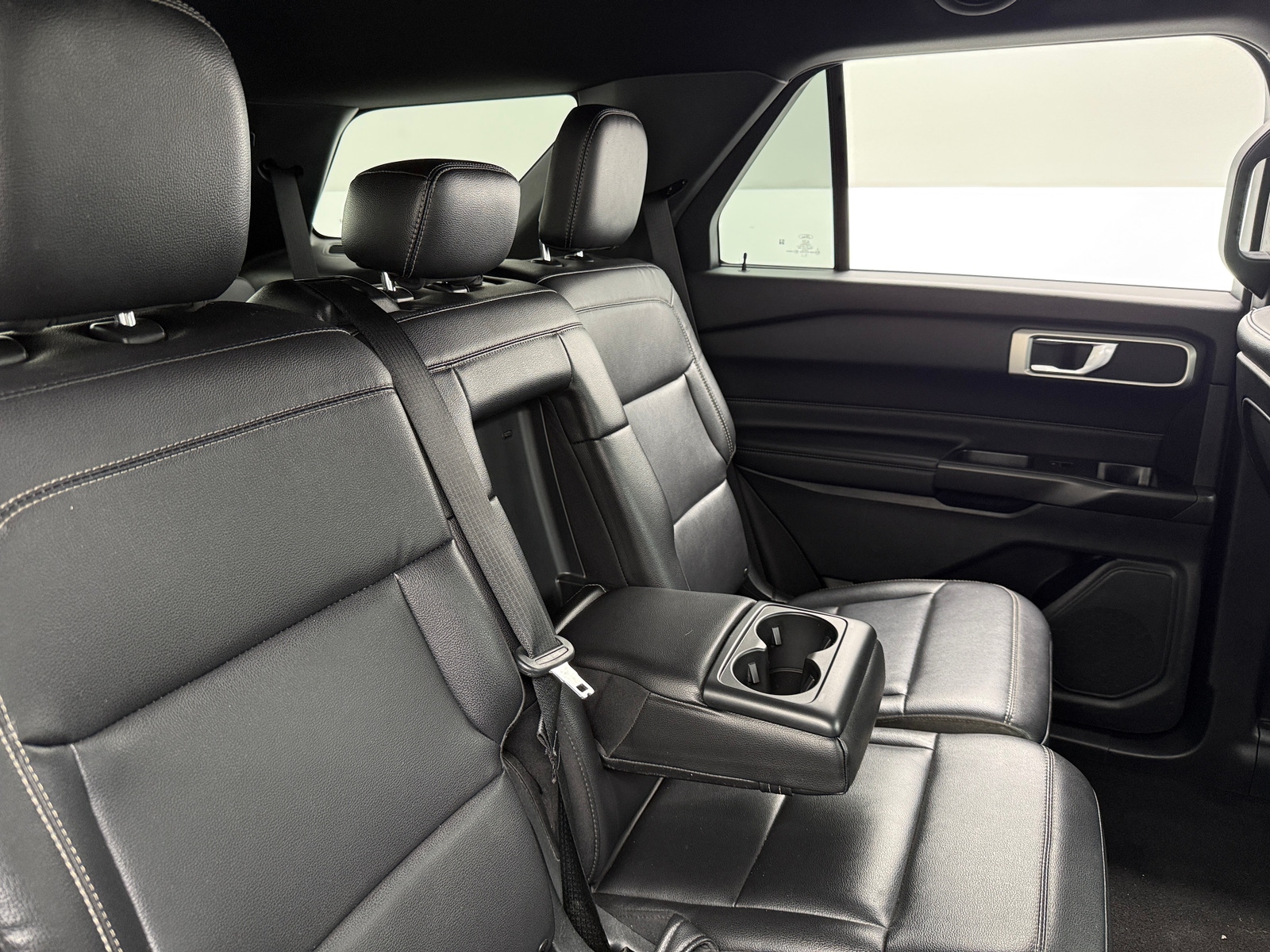 Thumbnail: 2020 Ford Explorer - 5