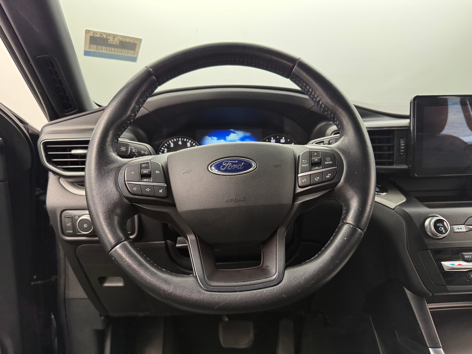 Thumbnail: 2020 Ford Explorer - 4