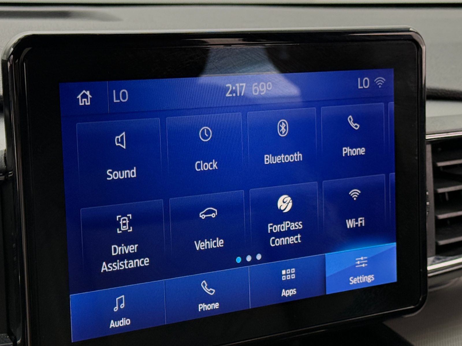 Thumbnail: 2020 Ford Explorer - 3