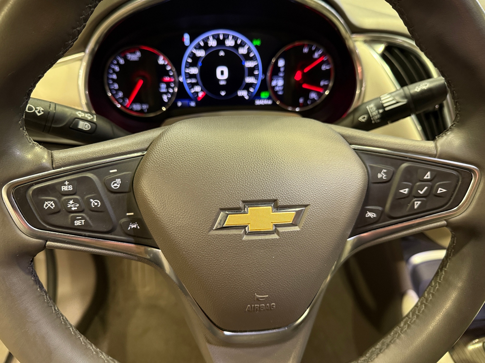 Thumbnail: 2024 Chevrolet Malibu - 4