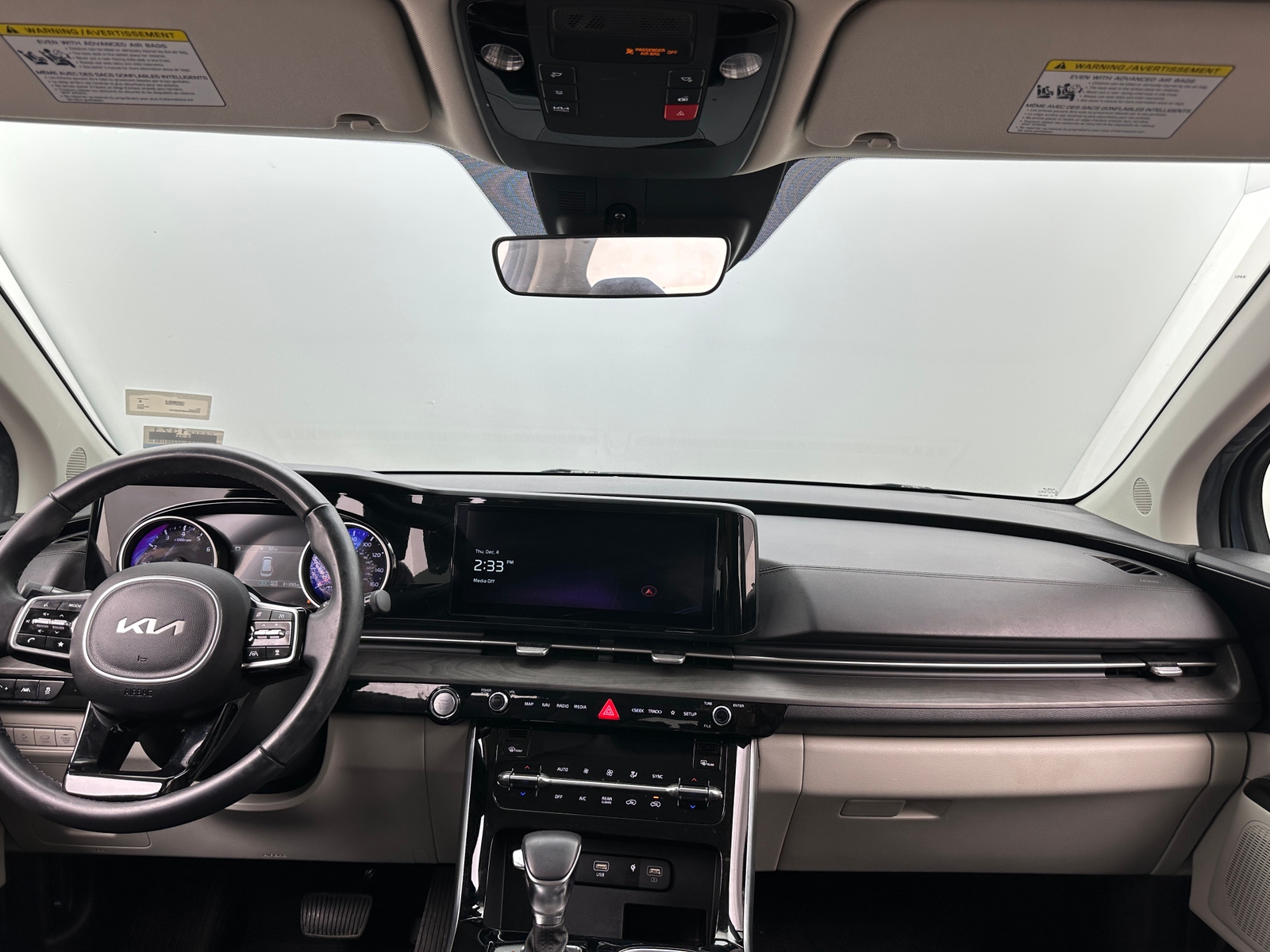 Thumbnail: 2023 Kia Carnival - 2