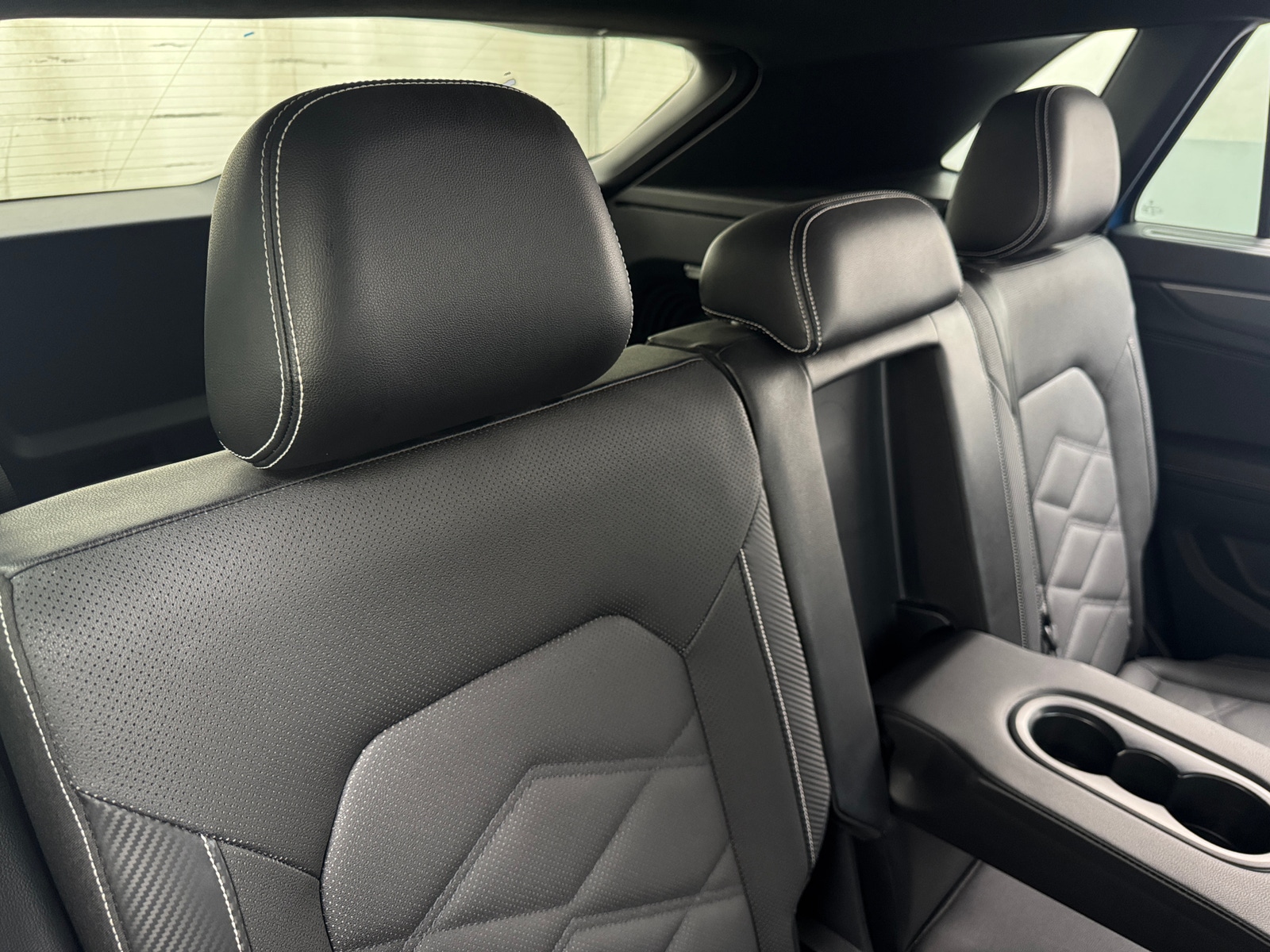 Thumbnail: 2024 Volkswagen Atlas - 5