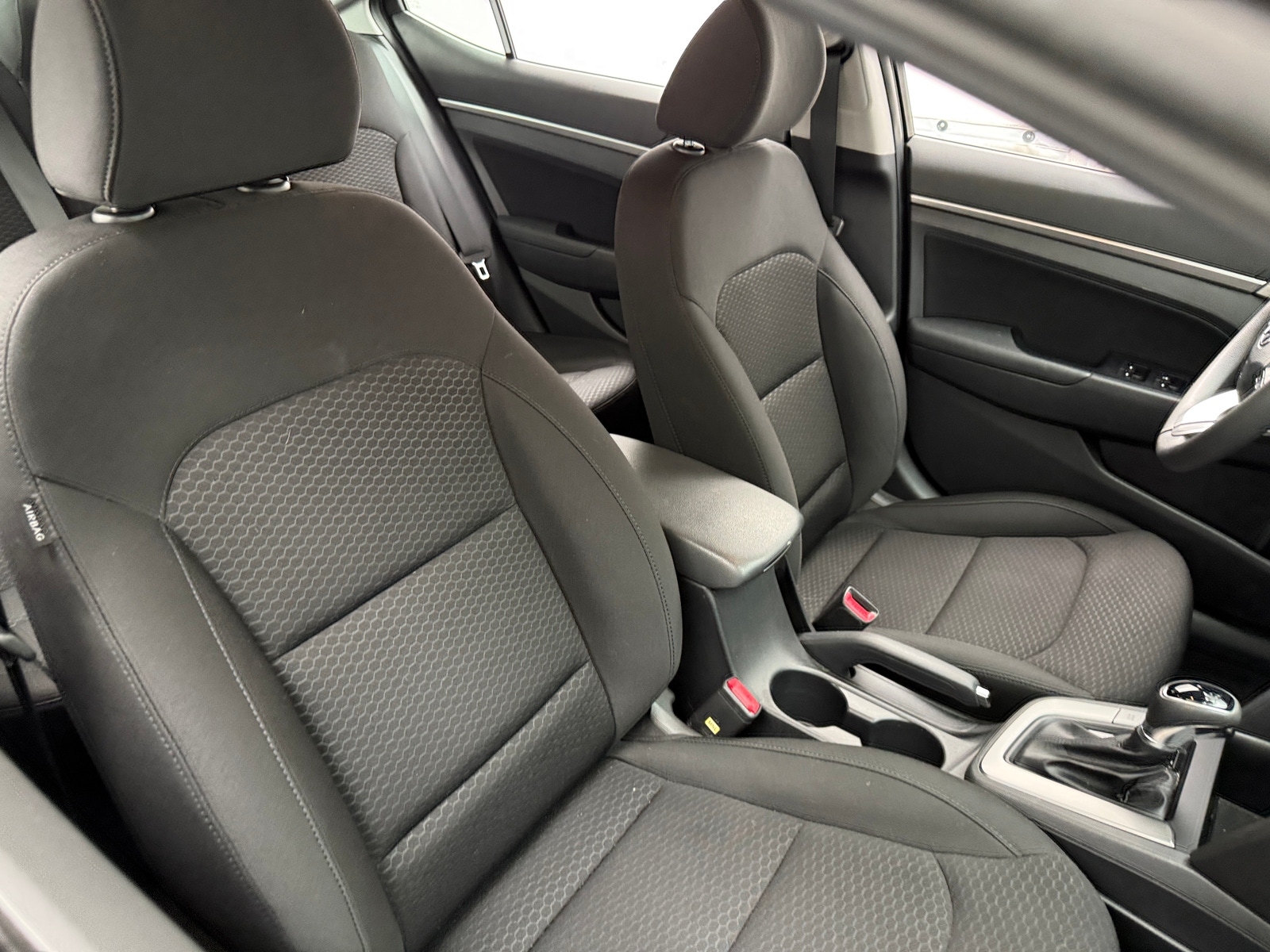 Thumbnail: 2020 Hyundai Elantra - 2