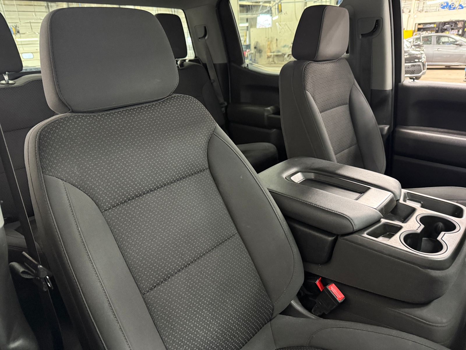 Thumbnail: 2022 Chevrolet Silverado 1500 - 2