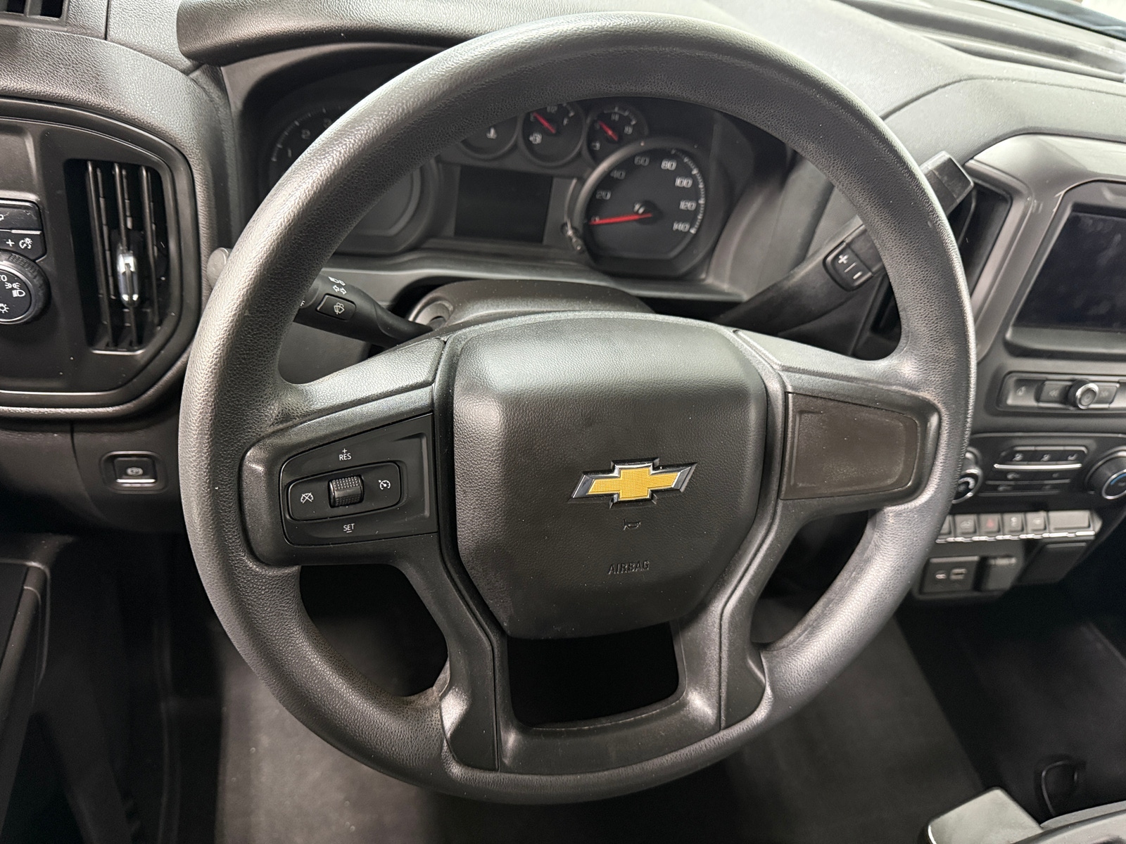 Thumbnail: 2022 Chevrolet Silverado 1500 - 5