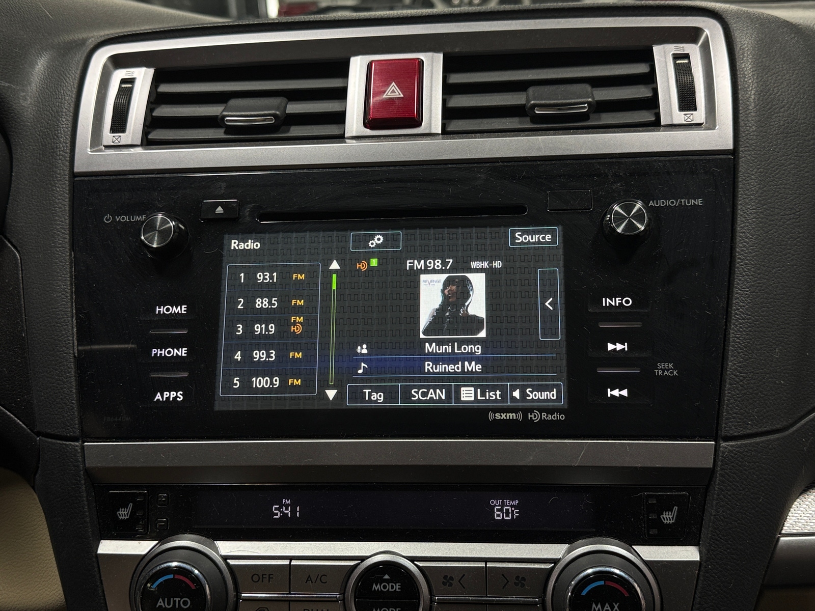 Thumbnail: 2015 Subaru Outback - 4