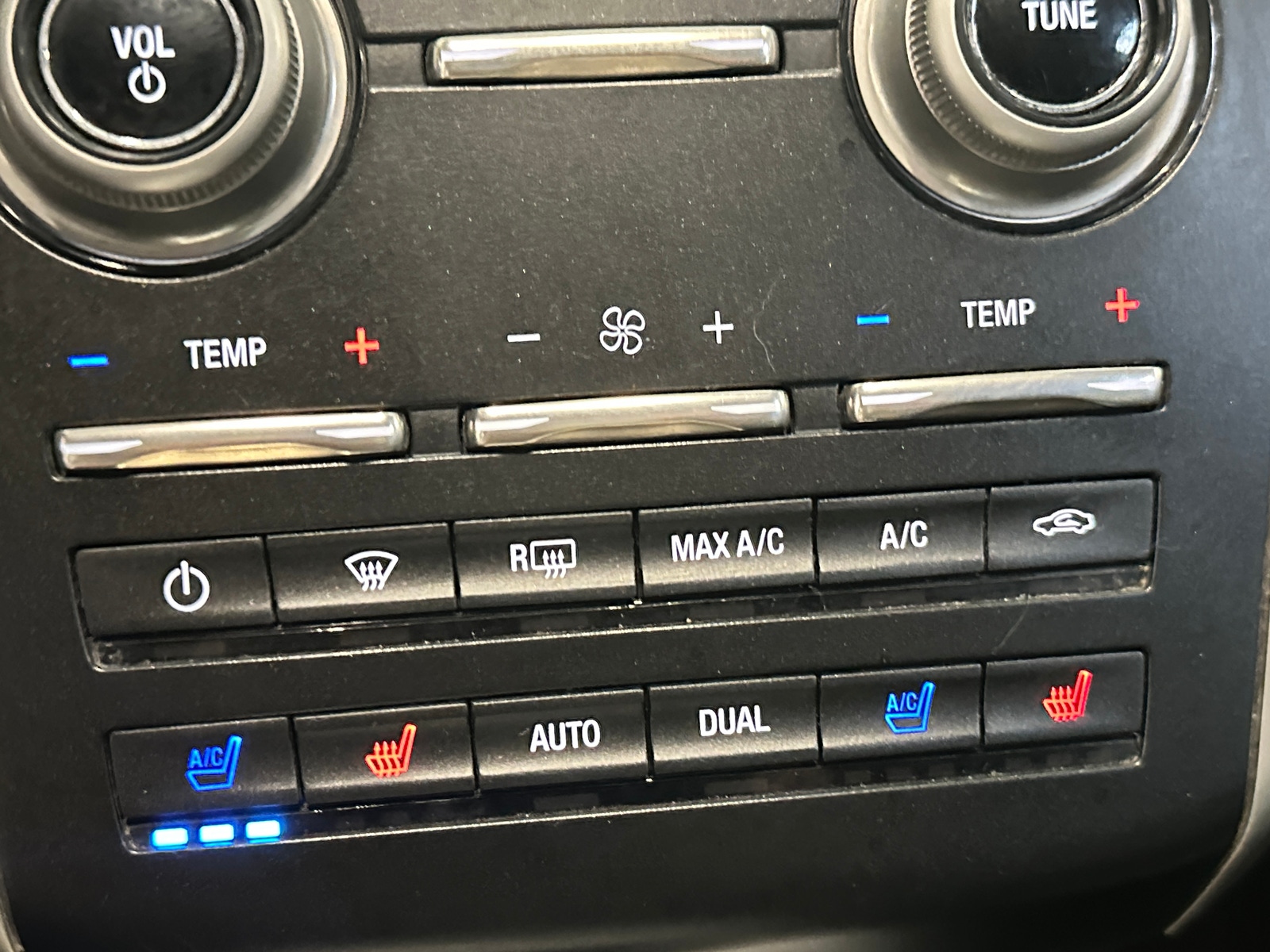 Thumbnail: 2017 Lincoln MKC - 3