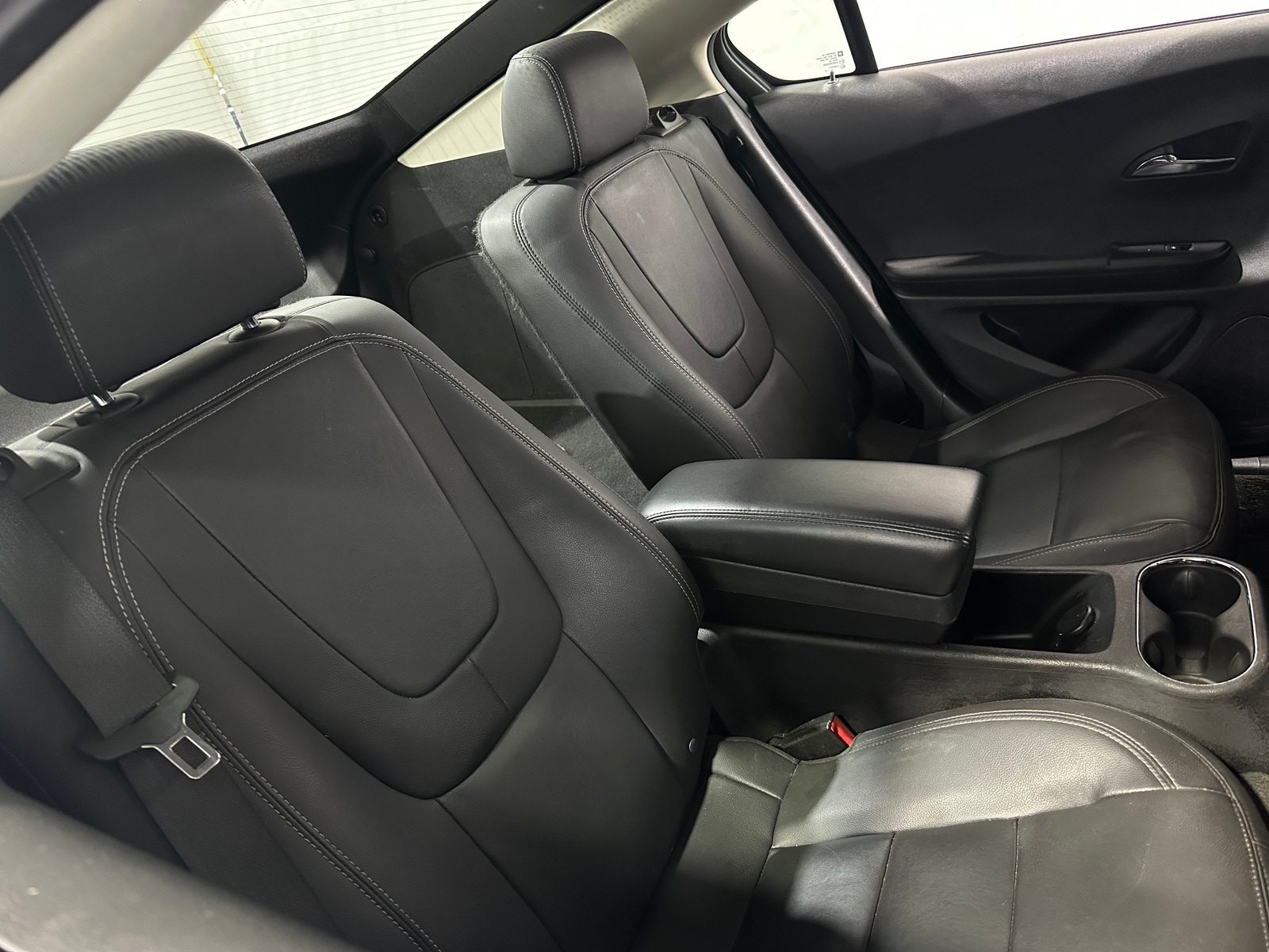 Thumbnail: 2013 Chevrolet Volt - 5