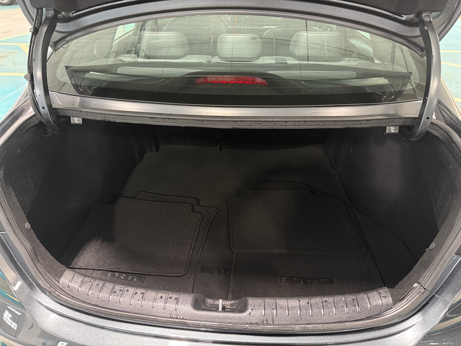 Thumbnail: 2022 Kia Forte - 6