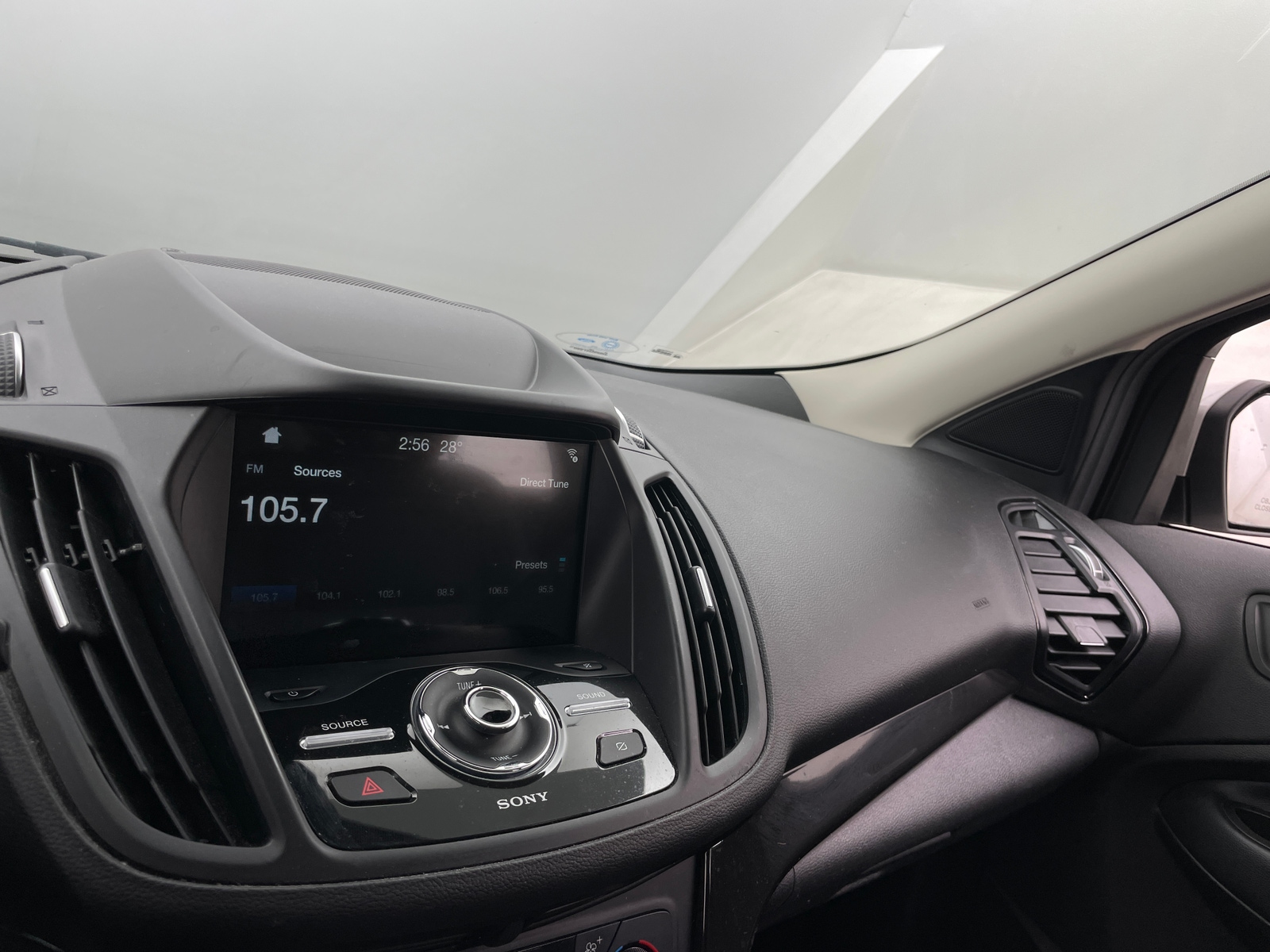 Thumbnail: 2019 Ford Escape - 3