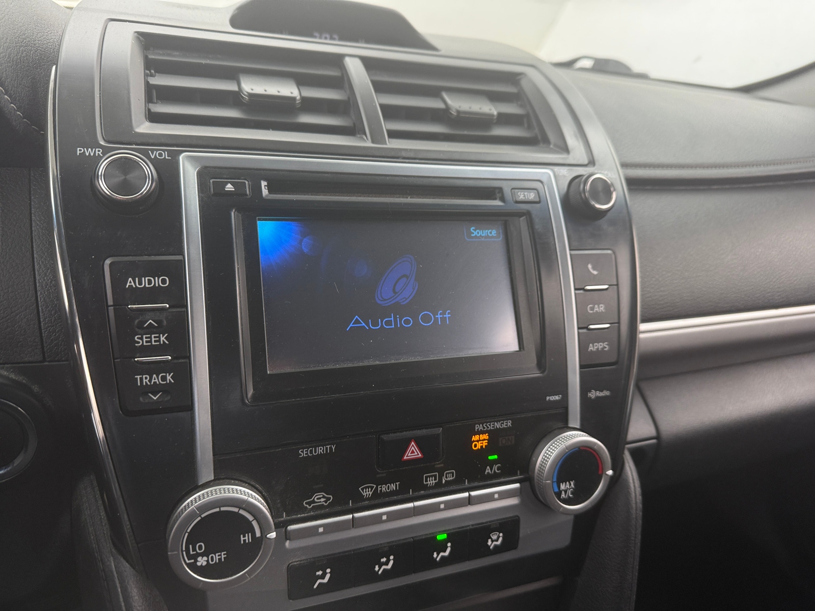 Thumbnail: 2012 Toyota Camry - 4