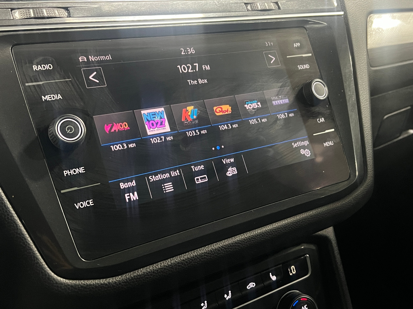 Thumbnail: 2019 Volkswagen Tiguan - 3