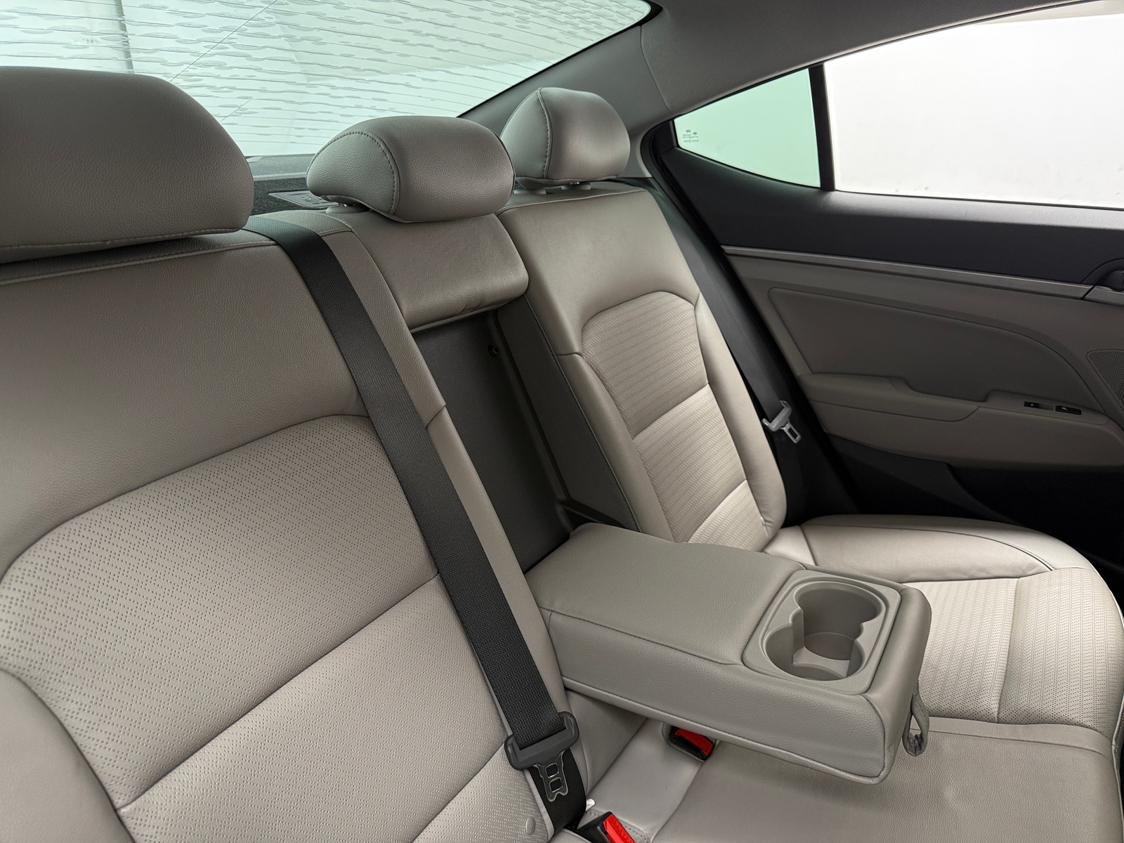 Thumbnail: 2017 Hyundai Elantra - 5