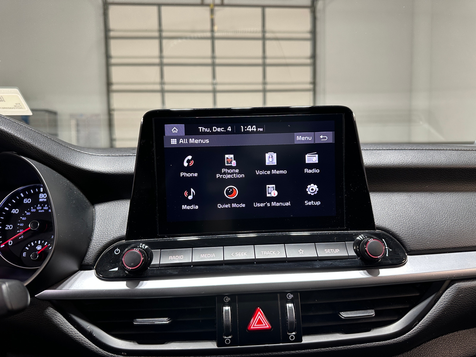 Thumbnail: 2024 Kia Forte - 4