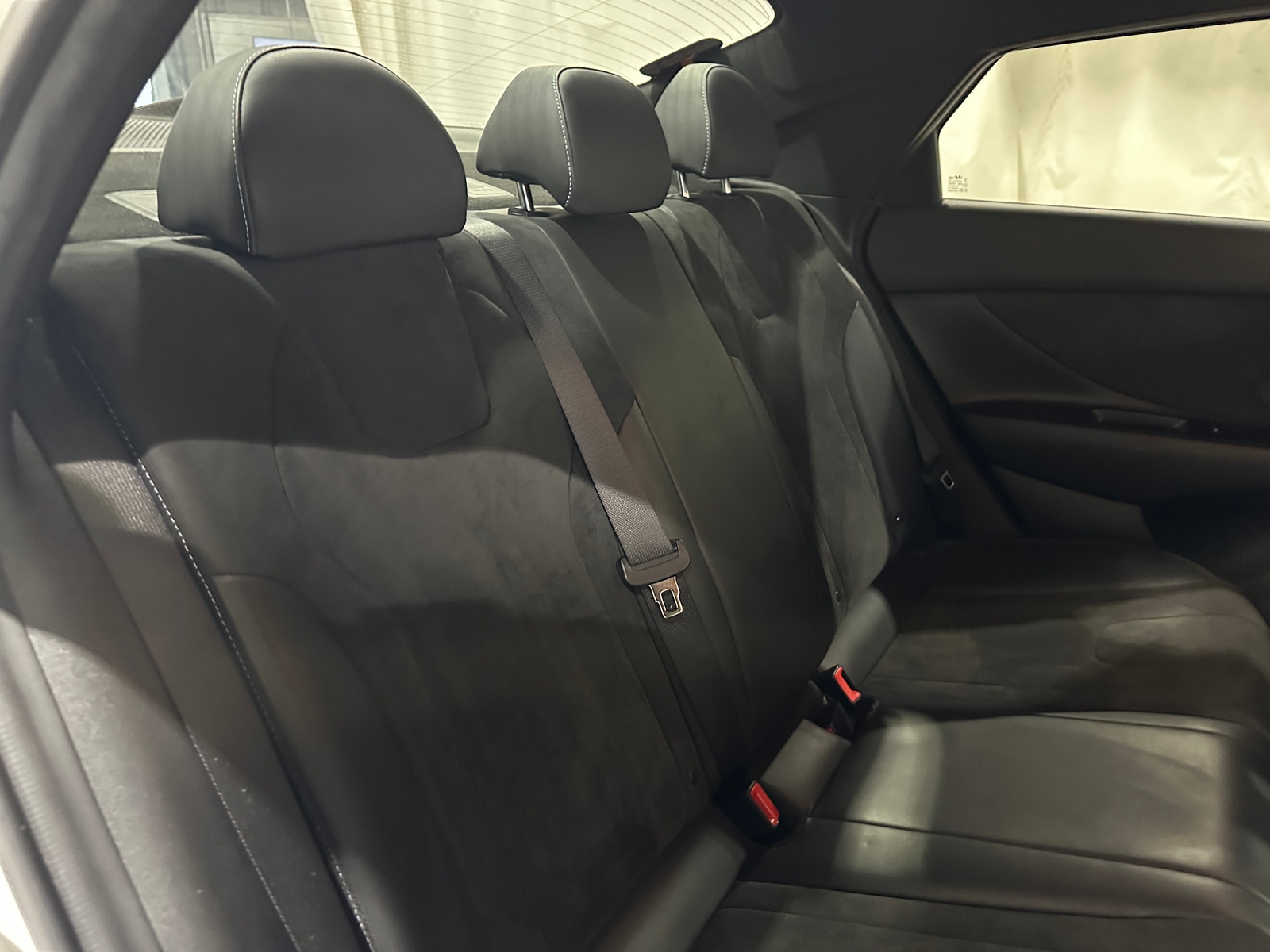 Thumbnail: 2023 Hyundai Elantra - 6