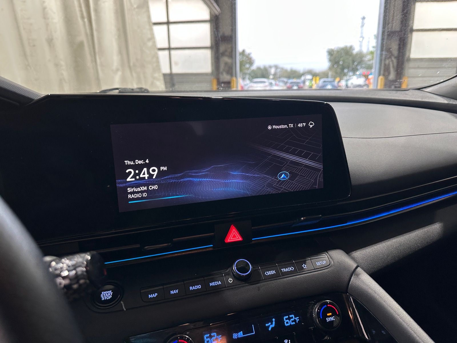 Thumbnail: 2023 Hyundai Elantra - 4