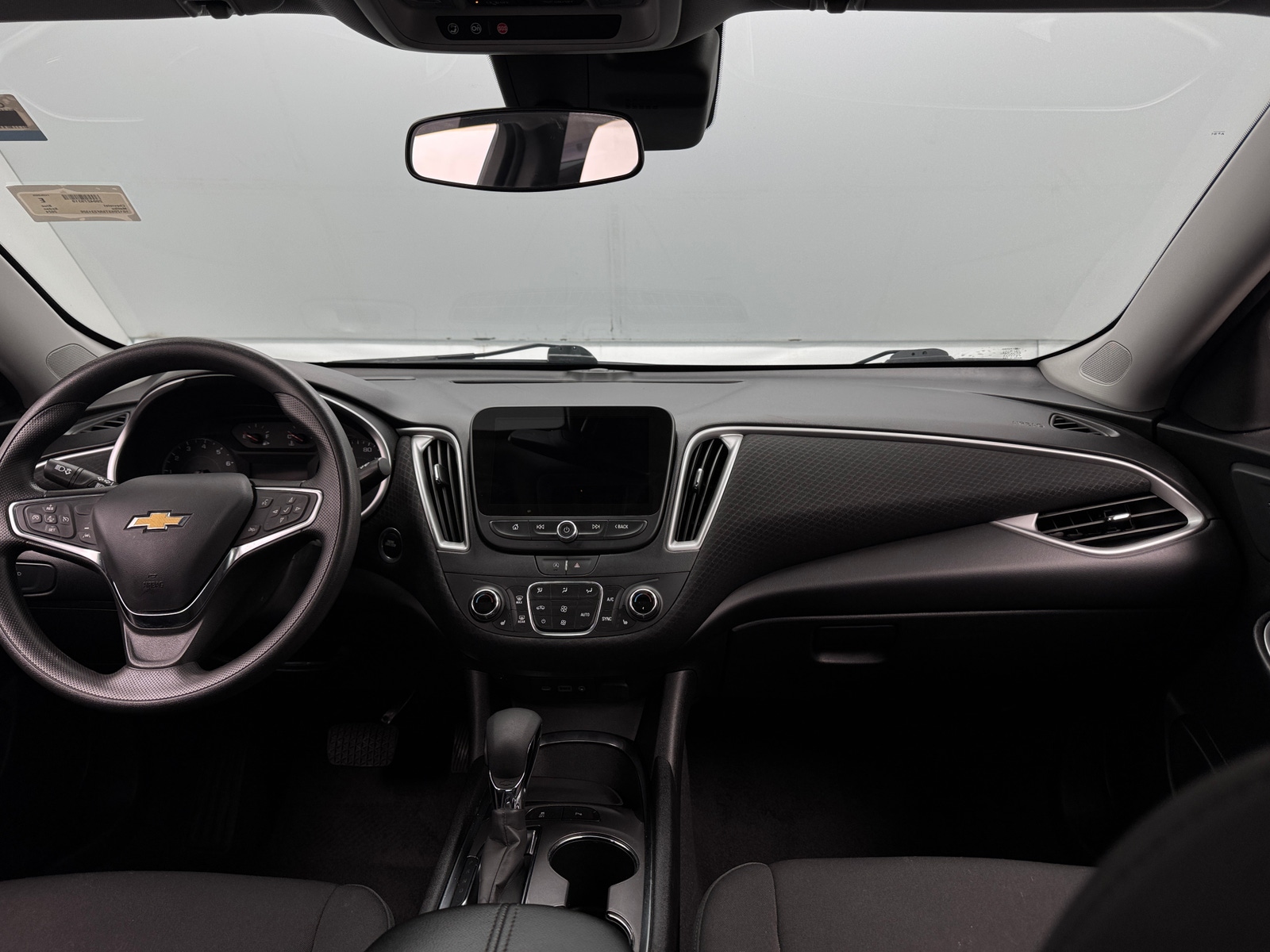 Thumbnail: 2024 Chevrolet Malibu - 3