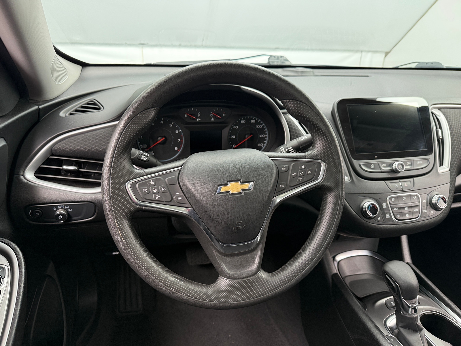 Thumbnail: 2024 Chevrolet Malibu - 5