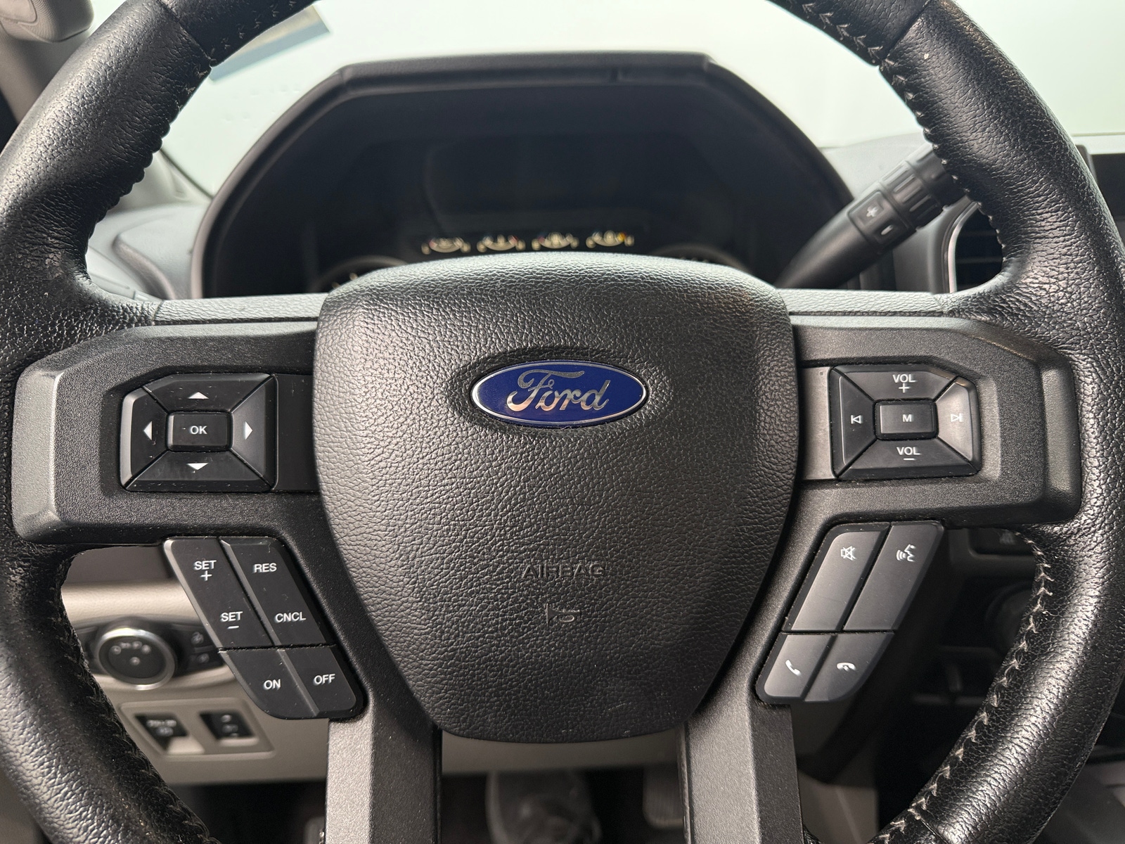 Thumbnail: 2016 Ford Econoline - 5