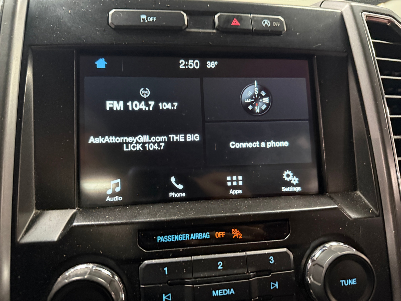 Thumbnail: 2016 Ford Econoline - 4