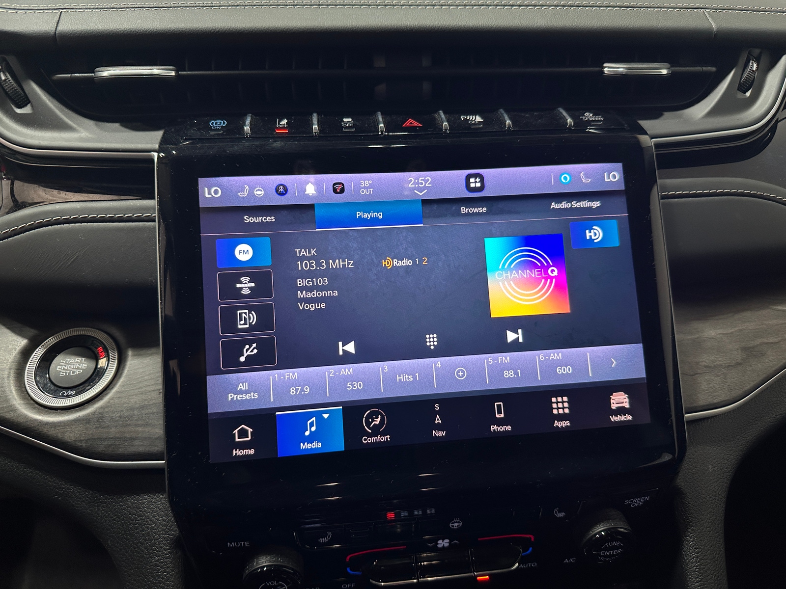 Thumbnail: 2022 Jeep Grand Cherokee - 3