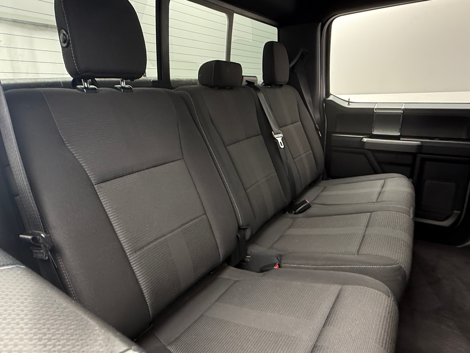 Thumbnail: 2017 Ford Econoline - 6