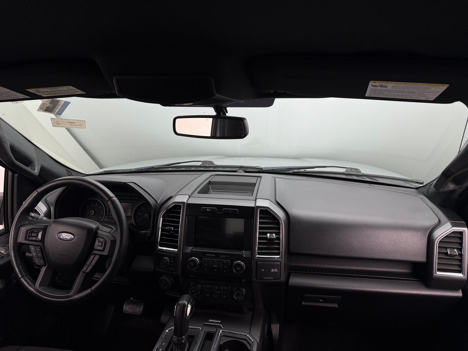 Thumbnail: 2017 Ford Econoline - 3