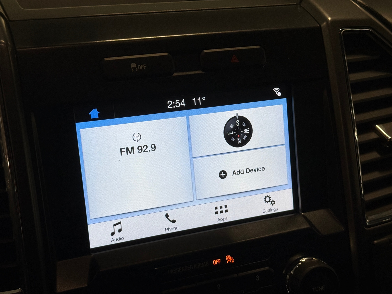 Thumbnail: 2017 Ford Econoline - 4