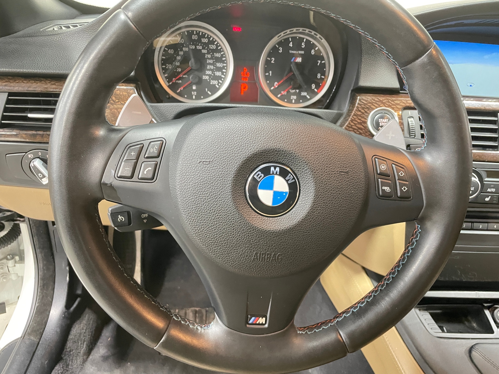 Thumbnail: 2011 BMW M3 - 4