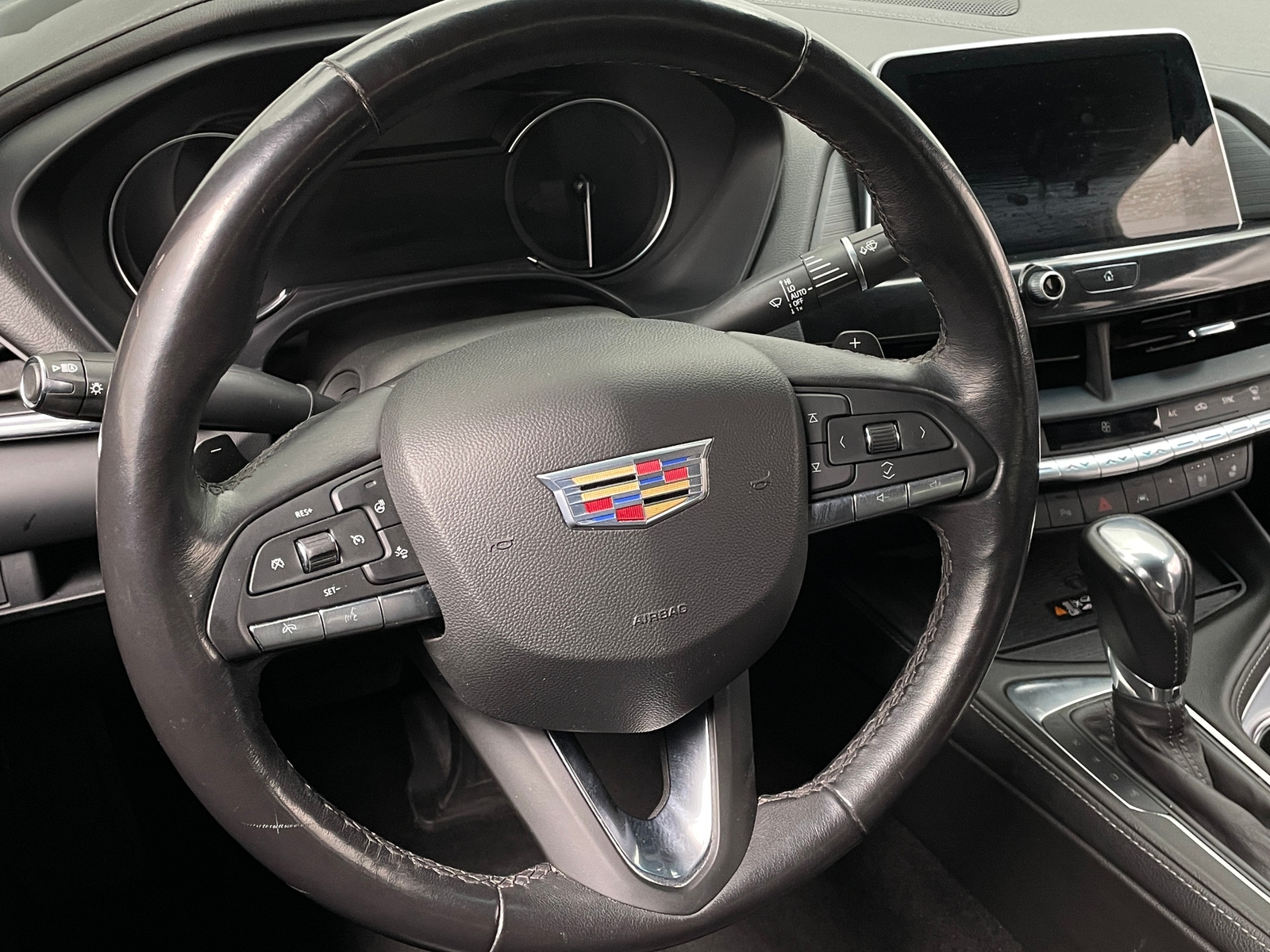 Thumbnail: 2024 Cadillac CT4 - 4