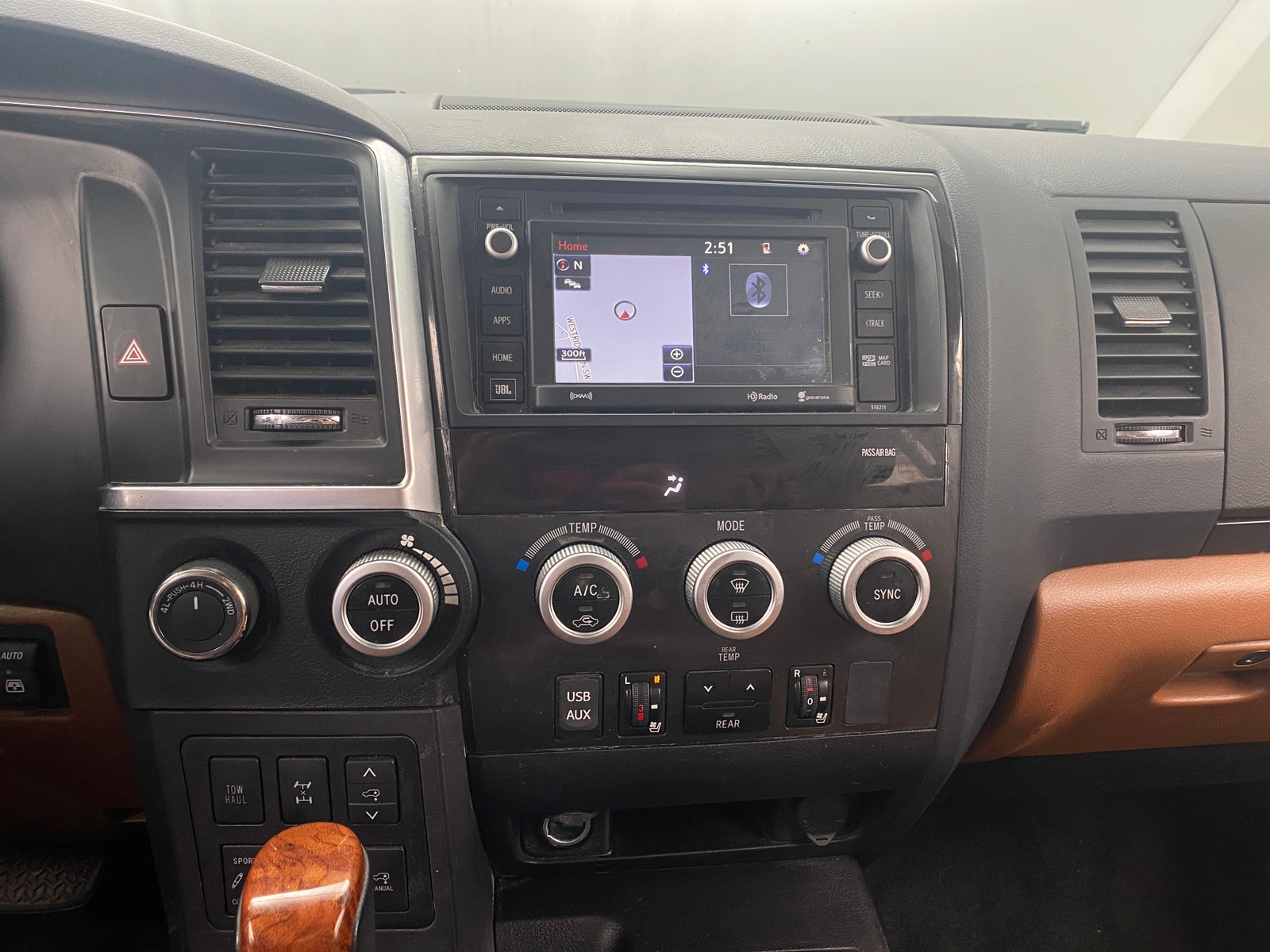 Thumbnail: 2018 Toyota Sequoia - 3