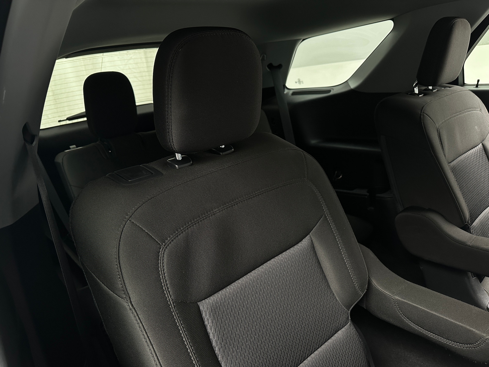 Thumbnail: 2022 Ford Explorer - 6