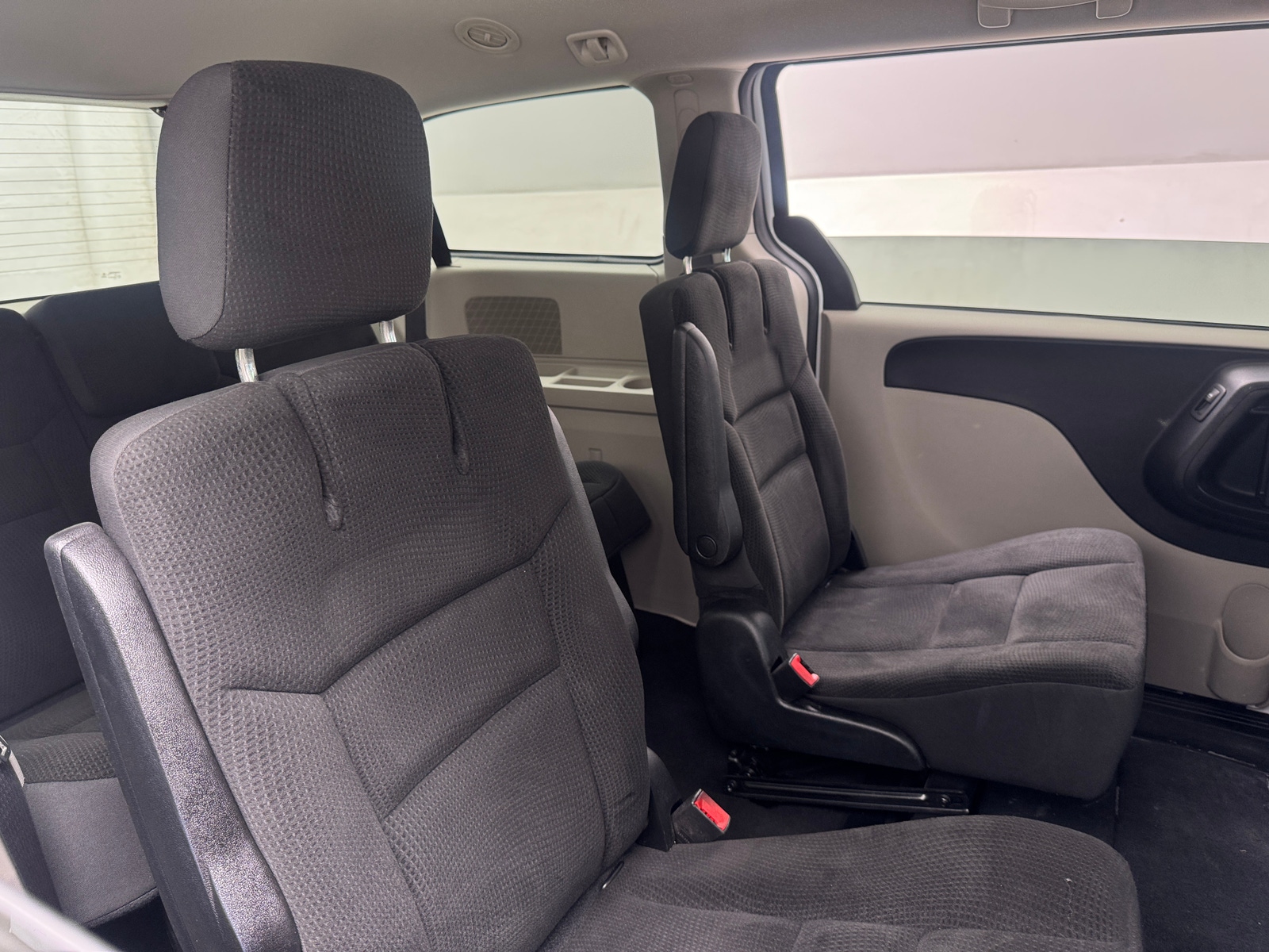 Thumbnail: 2018 Dodge Grand Caravan - 6