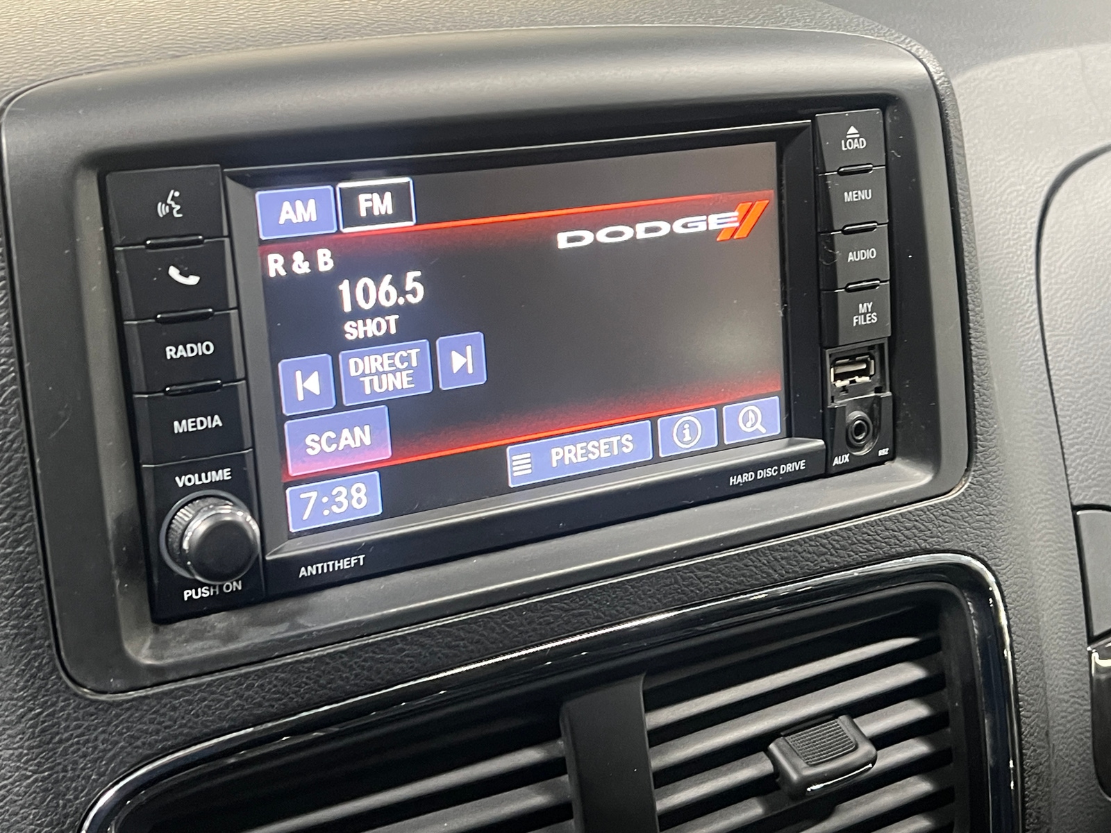 Thumbnail: 2018 Dodge Grand Caravan - 4