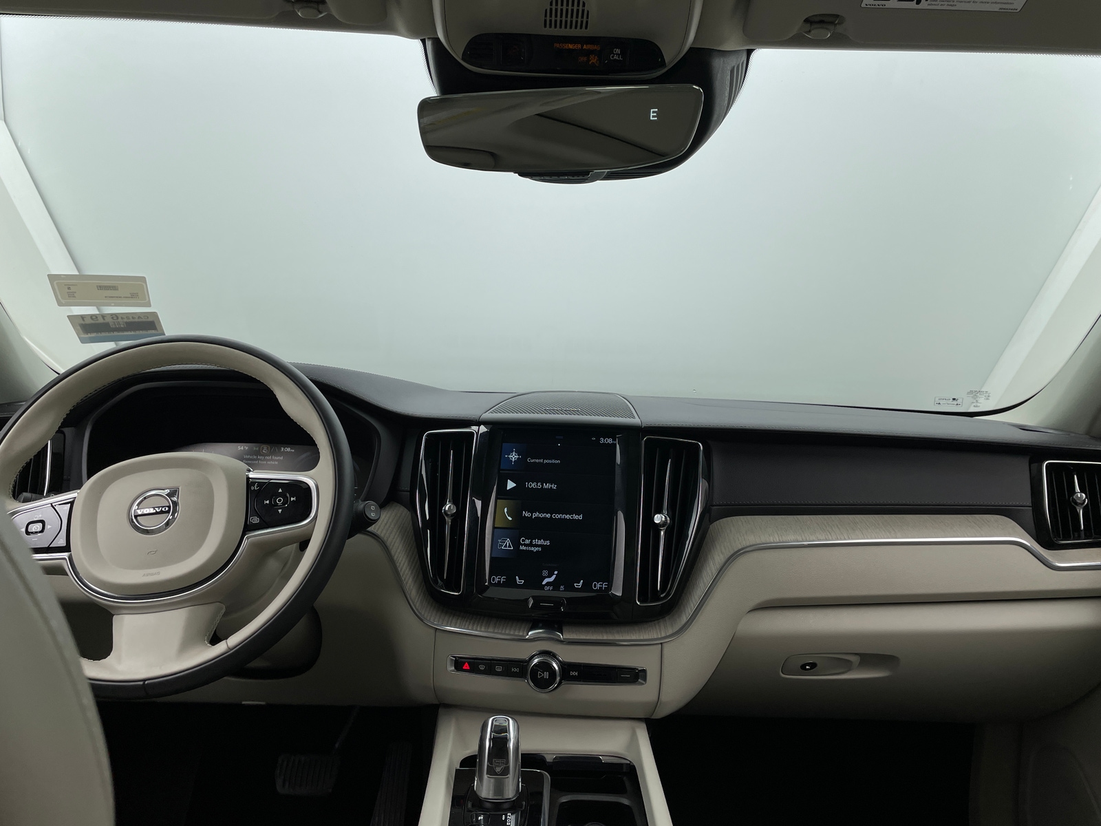 Thumbnail: 2019 Volvo XC60 - 2