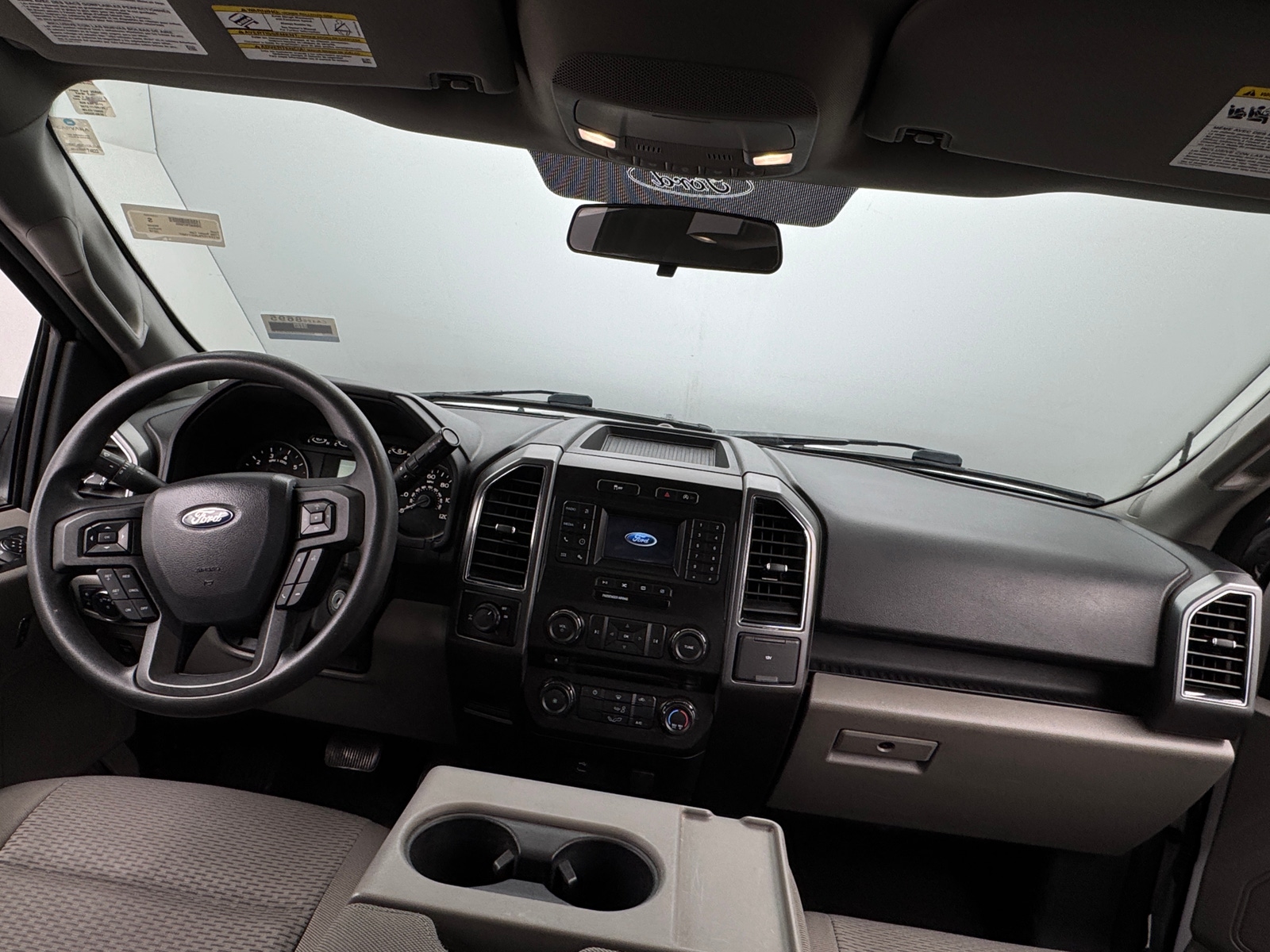 Thumbnail: 2018 Ford Econoline - 3