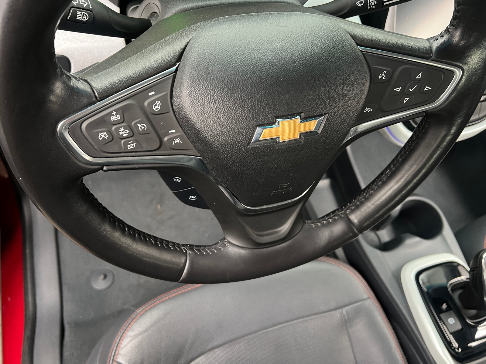 Thumbnail: 2021 Chevrolet Bolt EV - 4