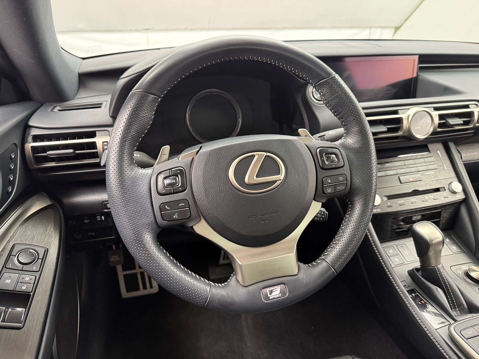 Thumbnail: 2019 Lexus RC - 3