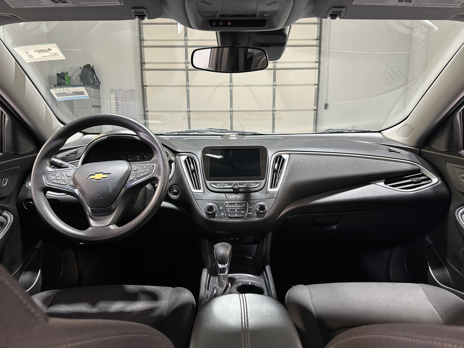 Thumbnail: 2023 Chevrolet Malibu - 3