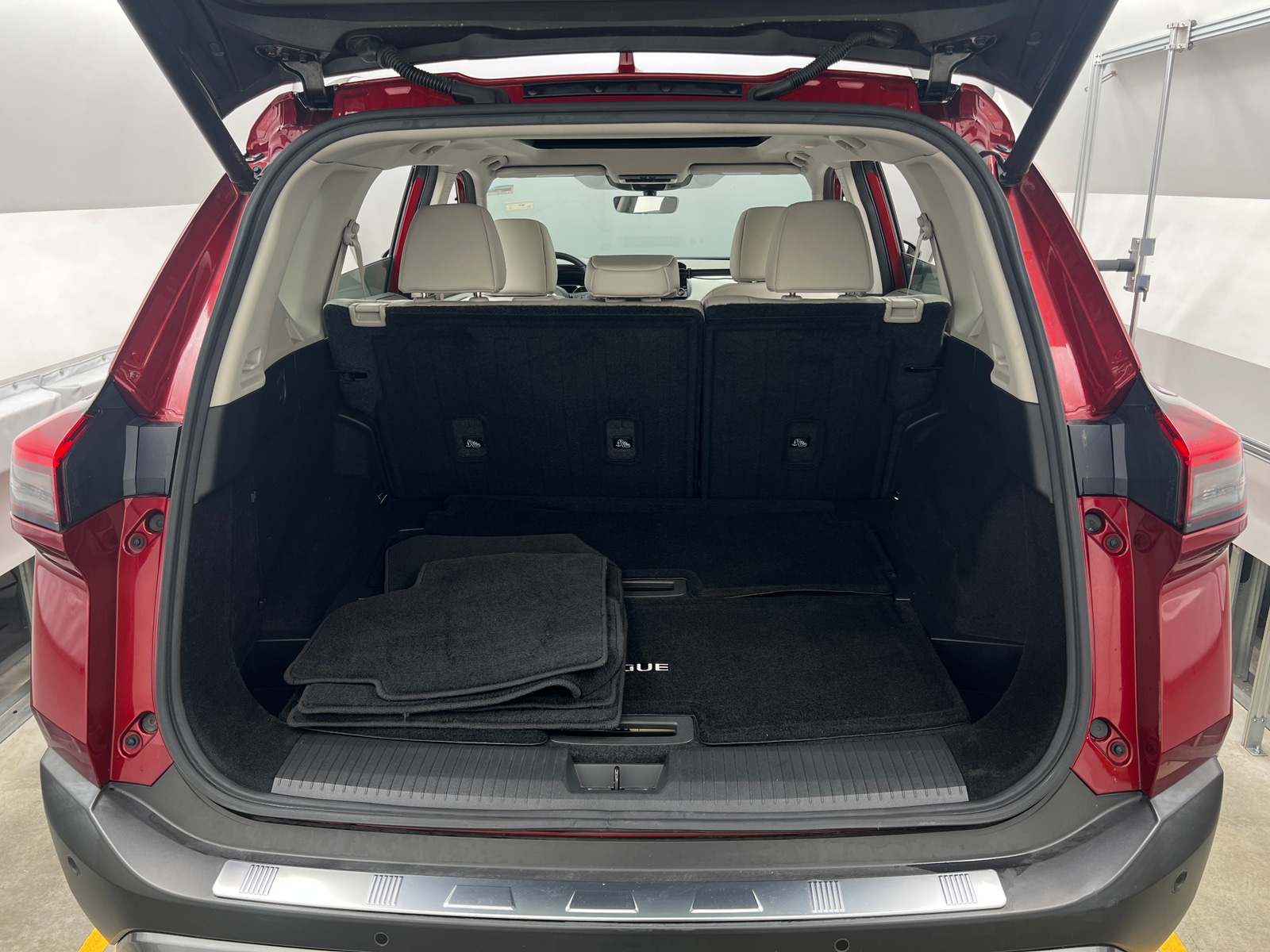 Thumbnail: 2023 Nissan Rogue - 6