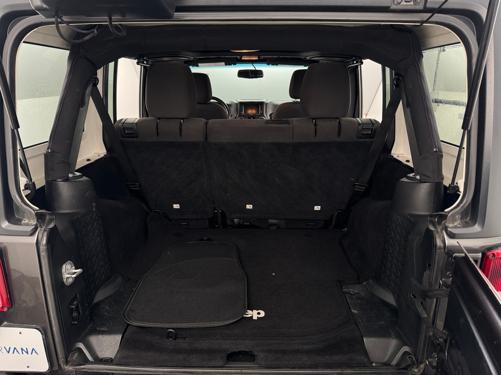 Thumbnail: 2016 Jeep Wrangler - 7