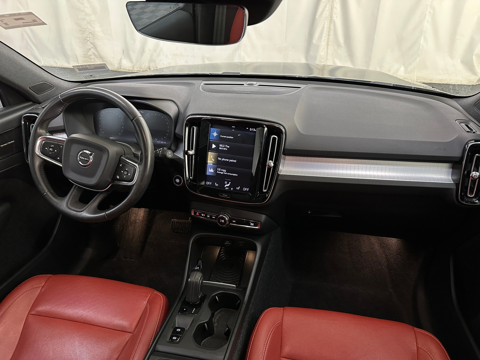 Thumbnail: 2019 Volvo XC40 - 3