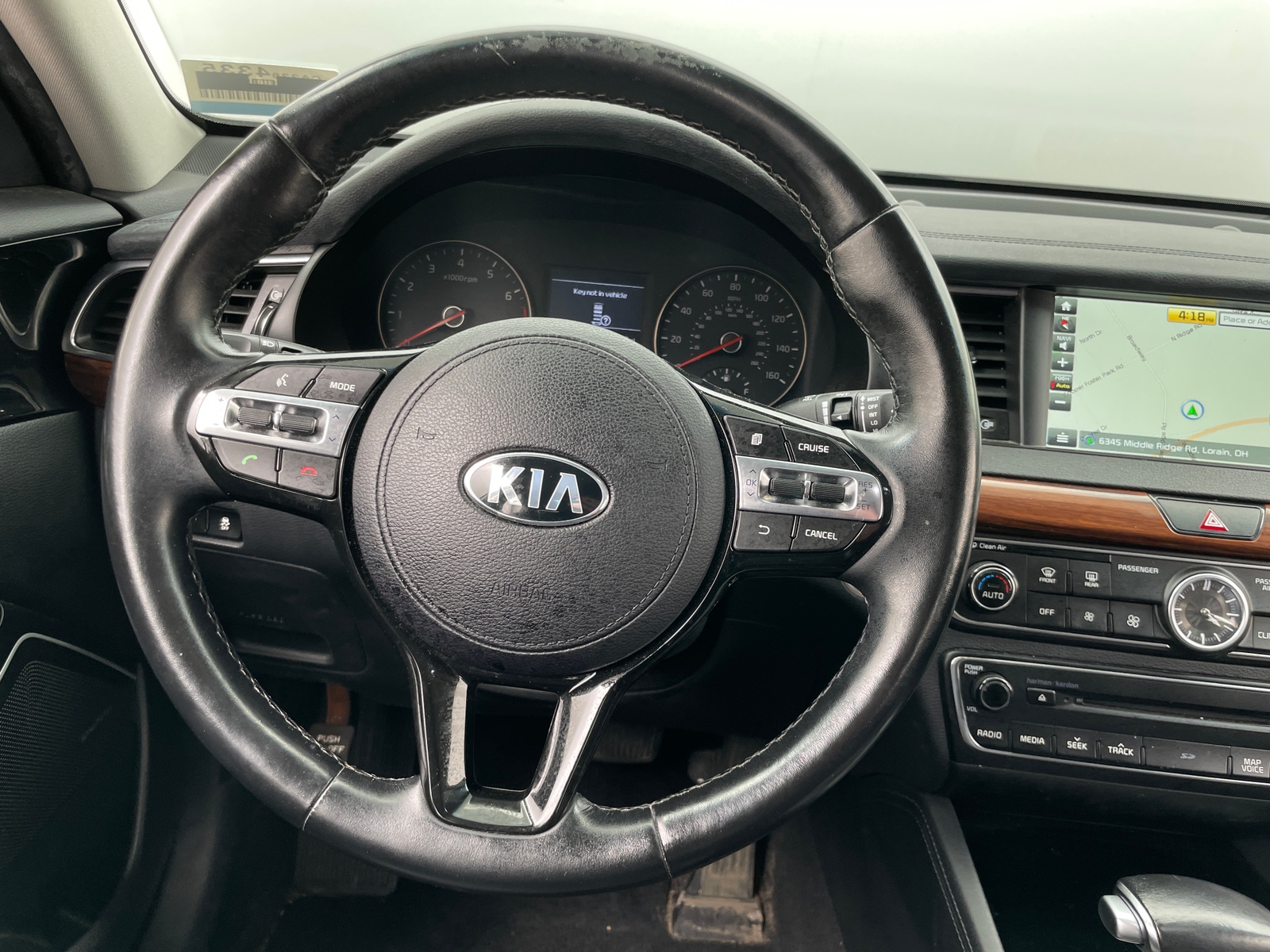 Thumbnail: 2017 Kia Cadenza - 4